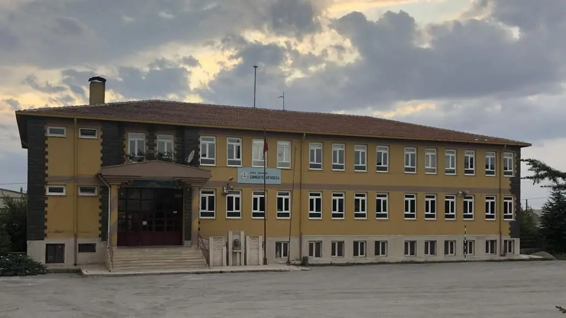cumhuriyet-ilkokulu-3